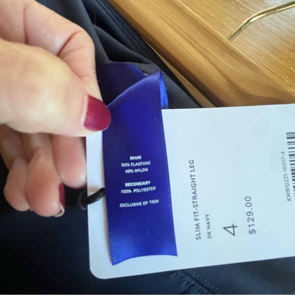 Kit and Ace Navy Slim Fit Straight Leg Women's Athletic Travel Pants Size 4 - Picture 6 of 6